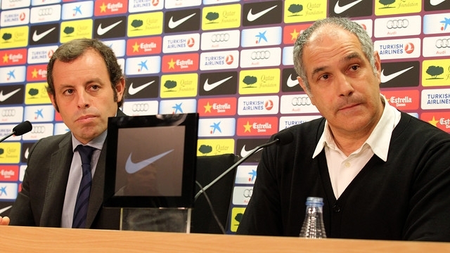 Chủ tịch Rosell và GĐ Zubizarreta trong cuộc họp báo tại Ciutat Esportiva 