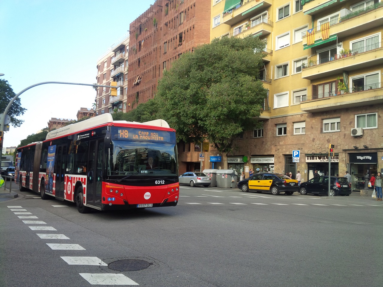 Tuyến xe Bus xuất phát từ Camp Nou
