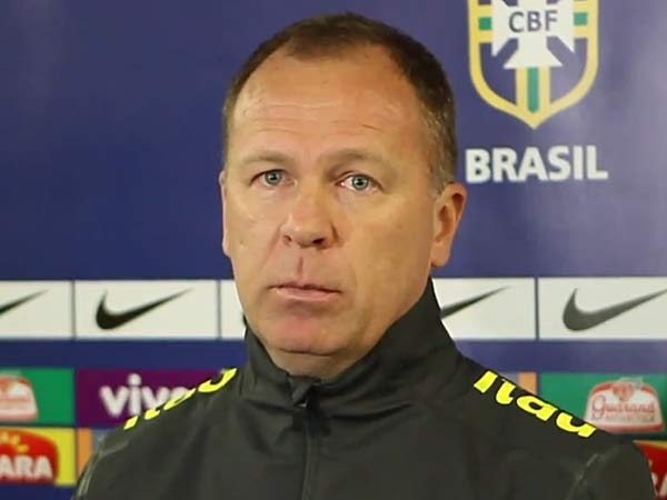 Huấn luyện viên của tuyển Brazil - Mano Menezes