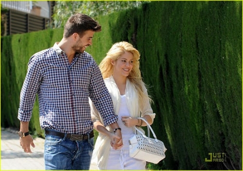 Pique và Shakira