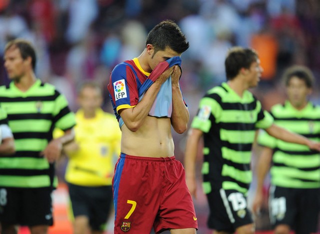 Nỗi buồn của Villa khi thua Hercules