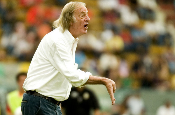 Menotti: "Mona Lisa không được vẽ ra cứ mỗi 6 tháng"