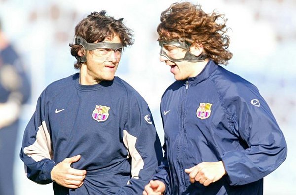 Puyol và Enrique